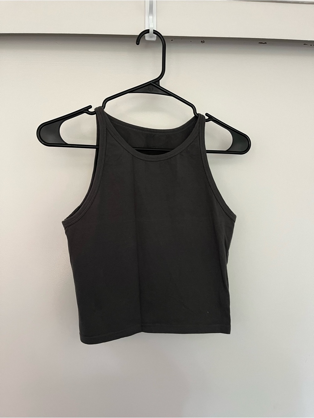 Women’s Black Cropped Tank Top